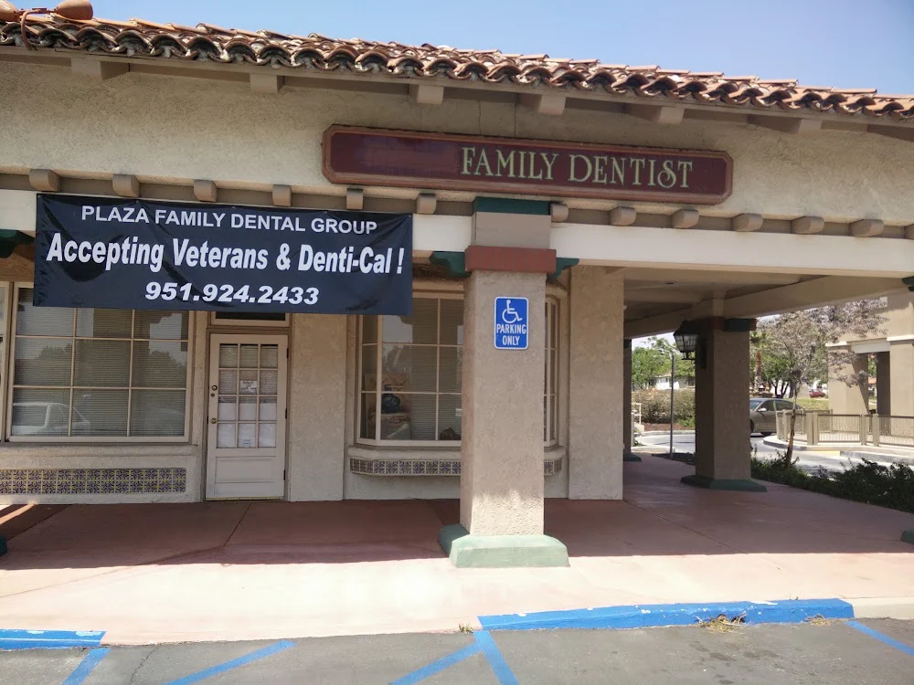 Plaza Family Dental Group Picture 1