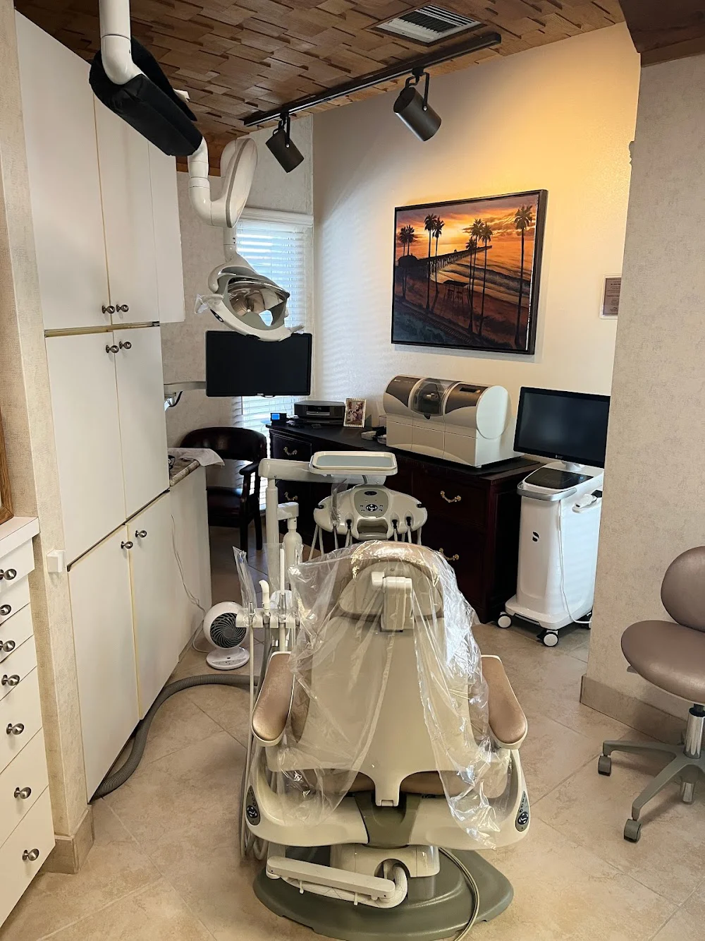 John Castillo DDS Picture 1