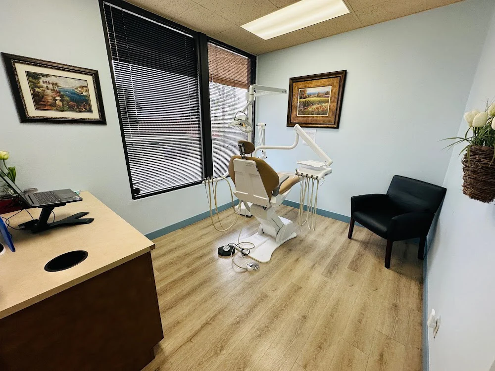 Lifetime Dental & Fastbraces Picture 2