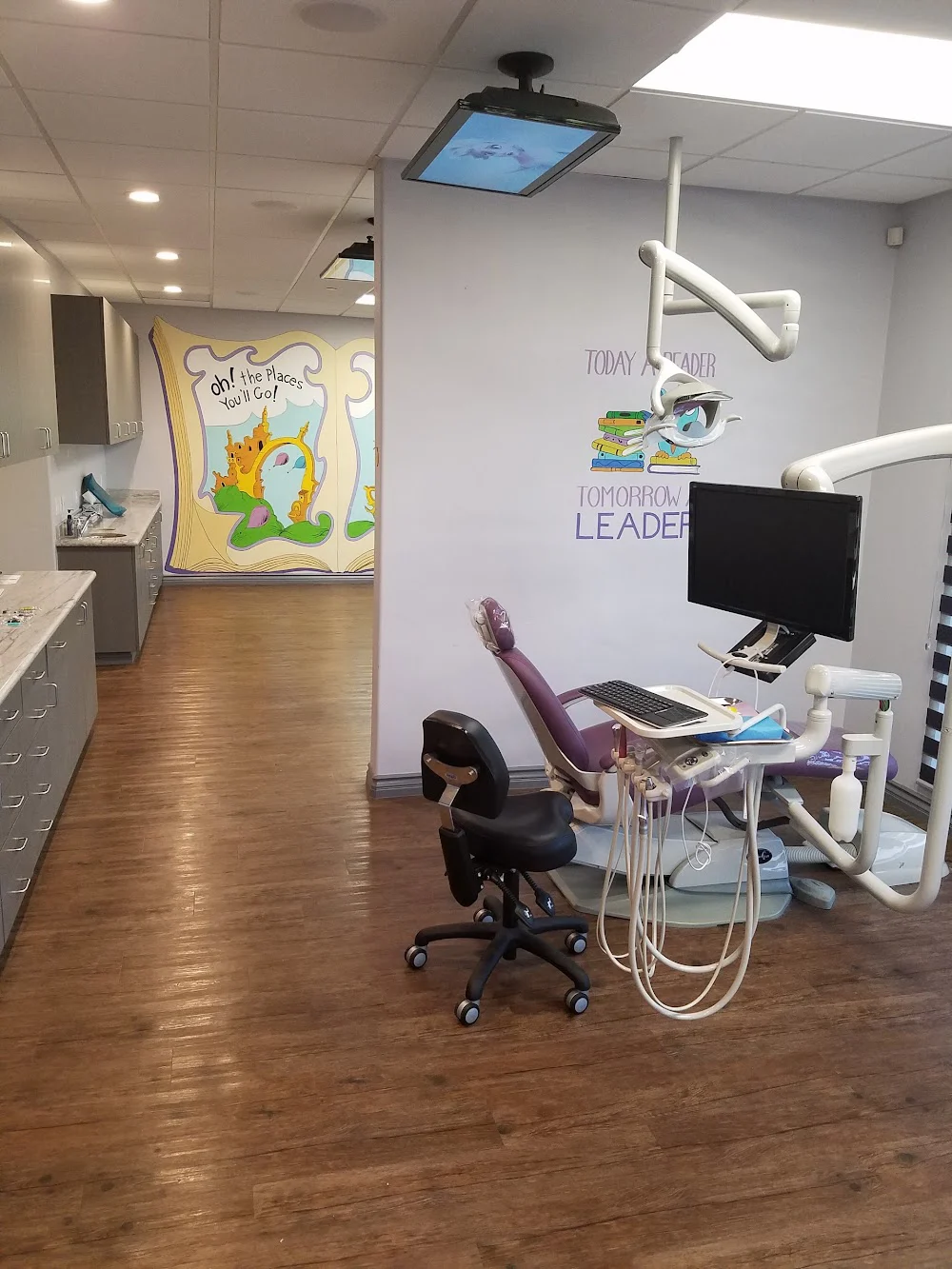 My Dentist & Me Picture 3