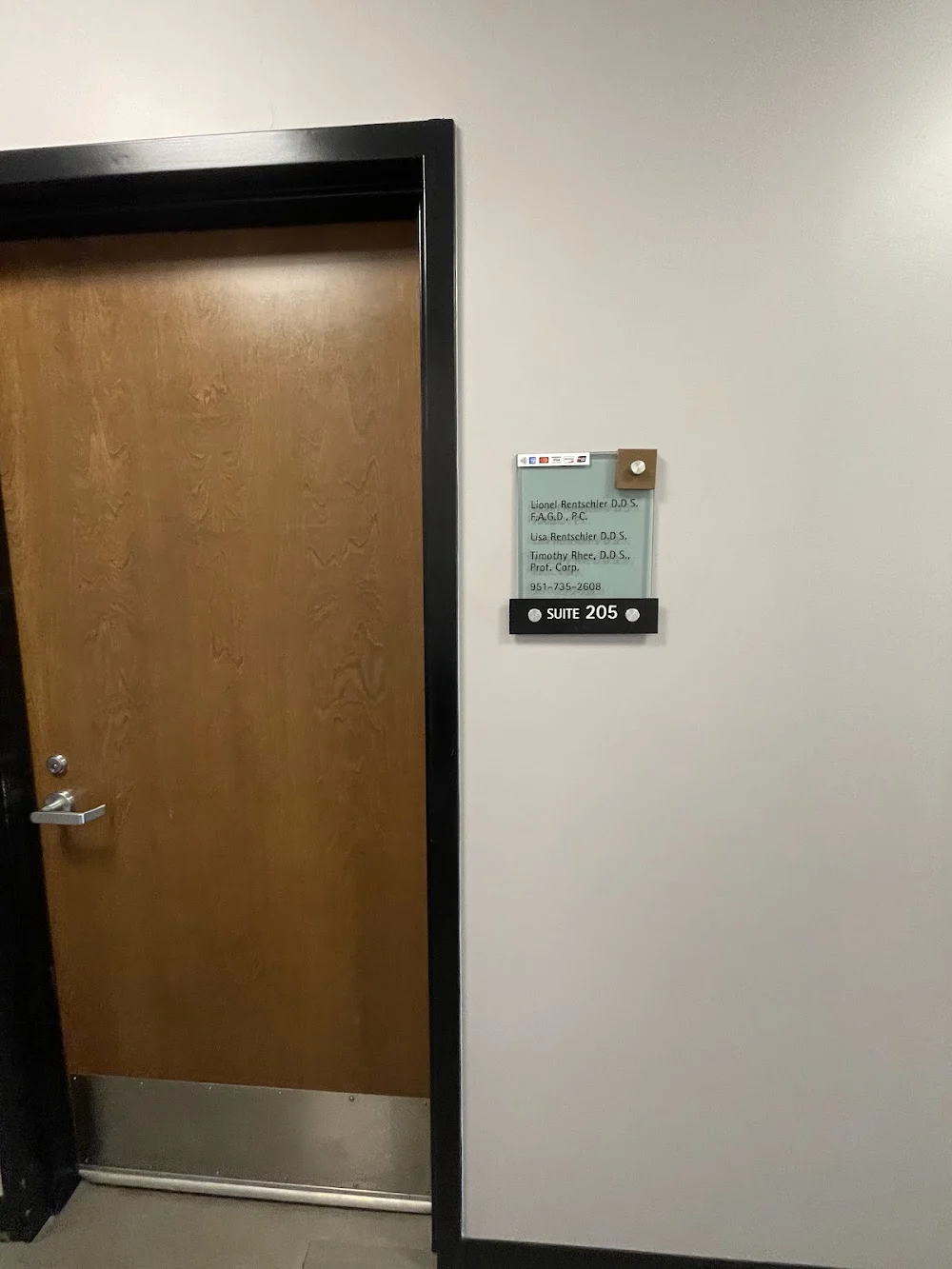 Rentschler and Rhee Dentistry Picture 7