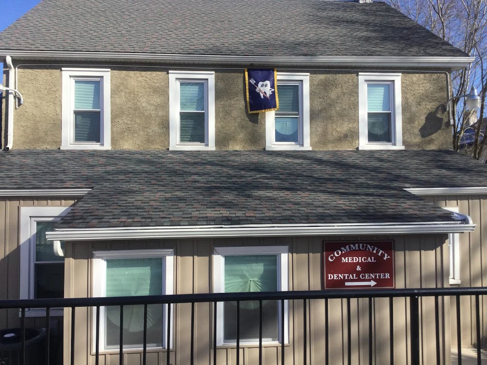 Community Medical & Dental Center Picture 6
