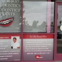 Dr. Gill's Dental Office ico