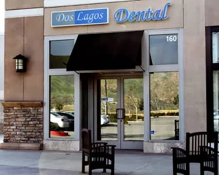 Dos Lagos Dental Picture 3