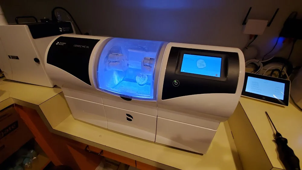 Xtracare Dental Picture 4