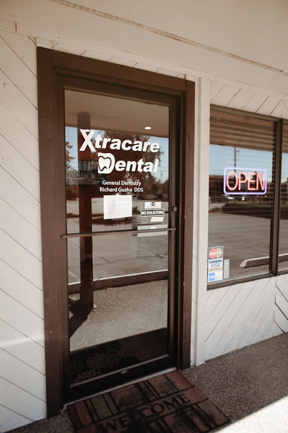 Xtracare Dental Picture 9