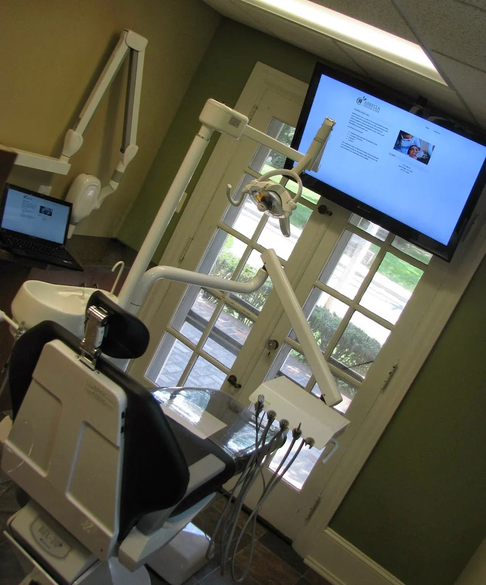 Abbella Dental Care Picture 7
