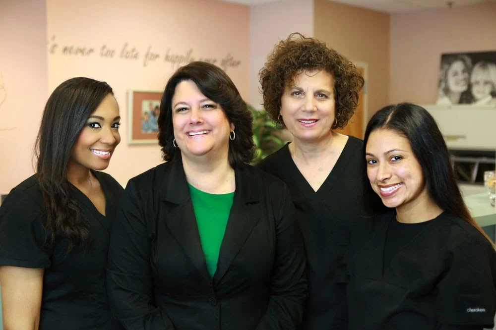 Dental Design of Rockland - Barbara L. Ollech, D.M.D. Picture 4