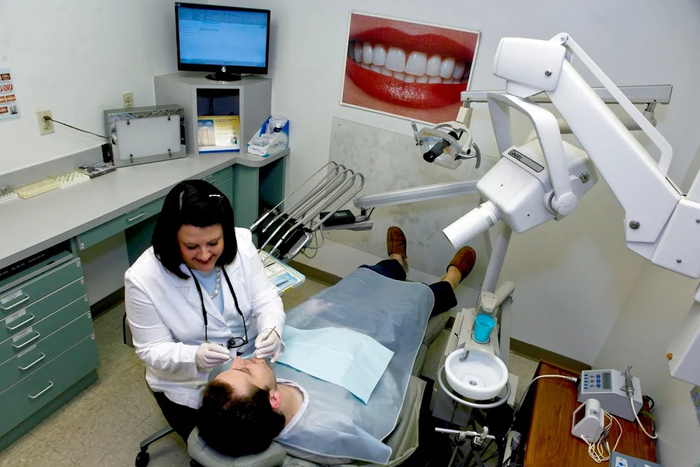 Dental Design of Rockland - Barbara L. Ollech, D.M.D. Picture 2