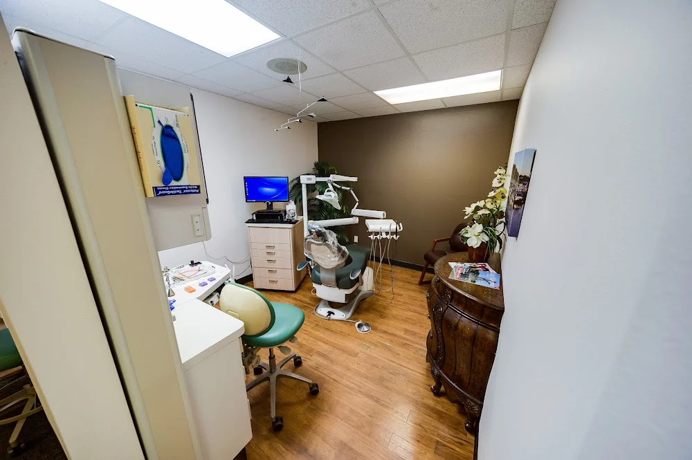 Cedarbrook Dental Picture 3