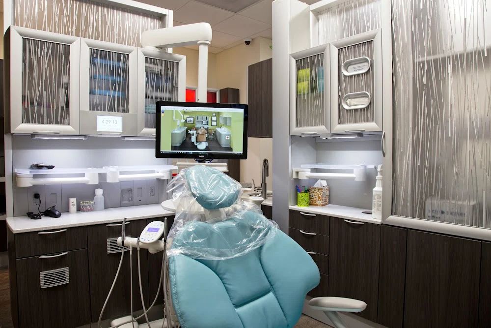 Defiance Dental Studio Picture 1