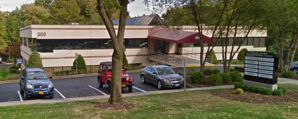 Bruce L Rothschild DDS & Associates PLLC Picture 2