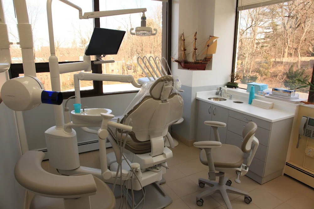 Dr. Martin B. Schapiro, DDS Picture 2