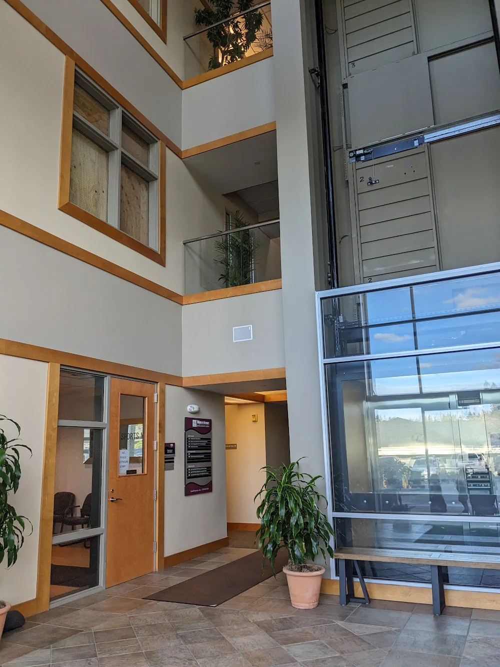 Light Dental Studios of Puyallup Picture 2