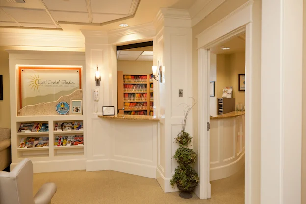 Light Dental Studios of Puyallup Picture 4