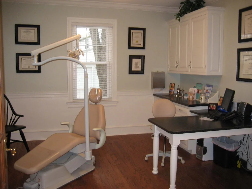 Angle Orthodontics Picture 4
