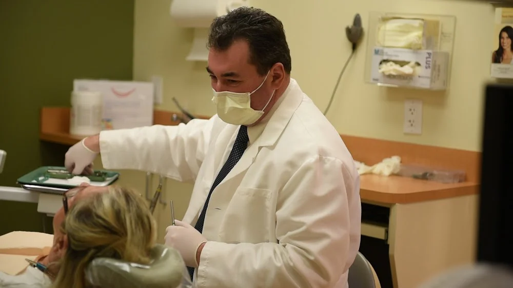 Gentle Touch Dentistry Dr. Steven Polevoy Picture 5
