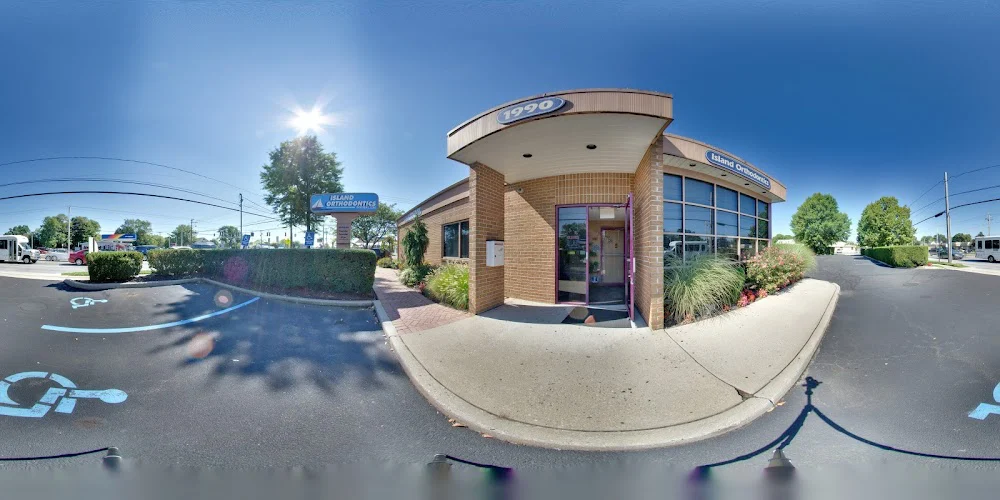 Island Orthodontics/Invisalign Center Picture 6