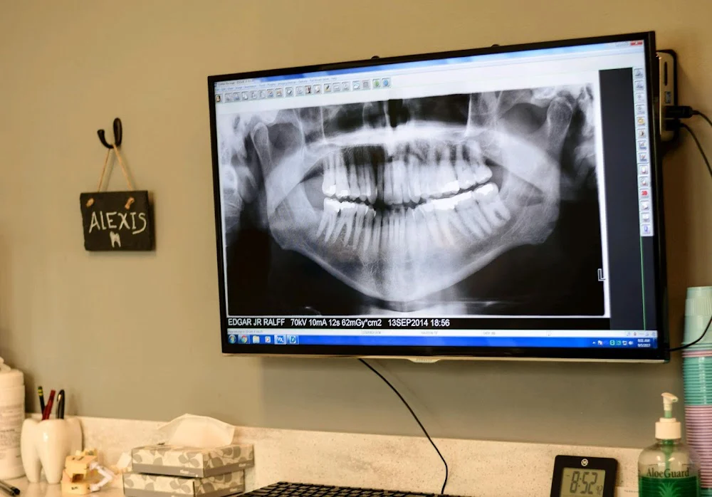 Dr. Ralff Family Dentistry & Implant Center Picture 6