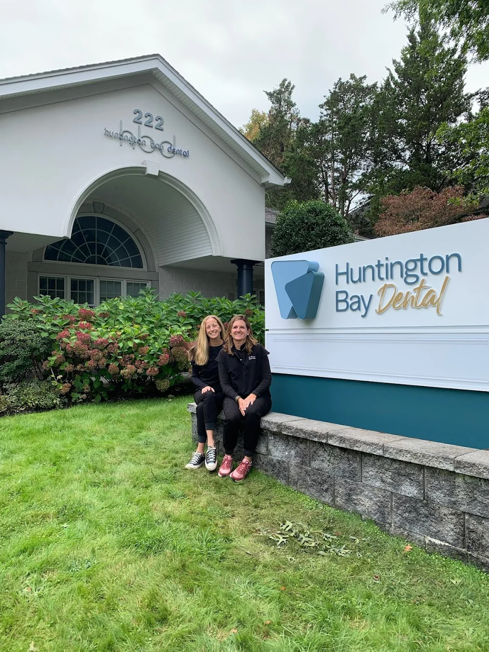 Huntington Bay Dental Picture 9