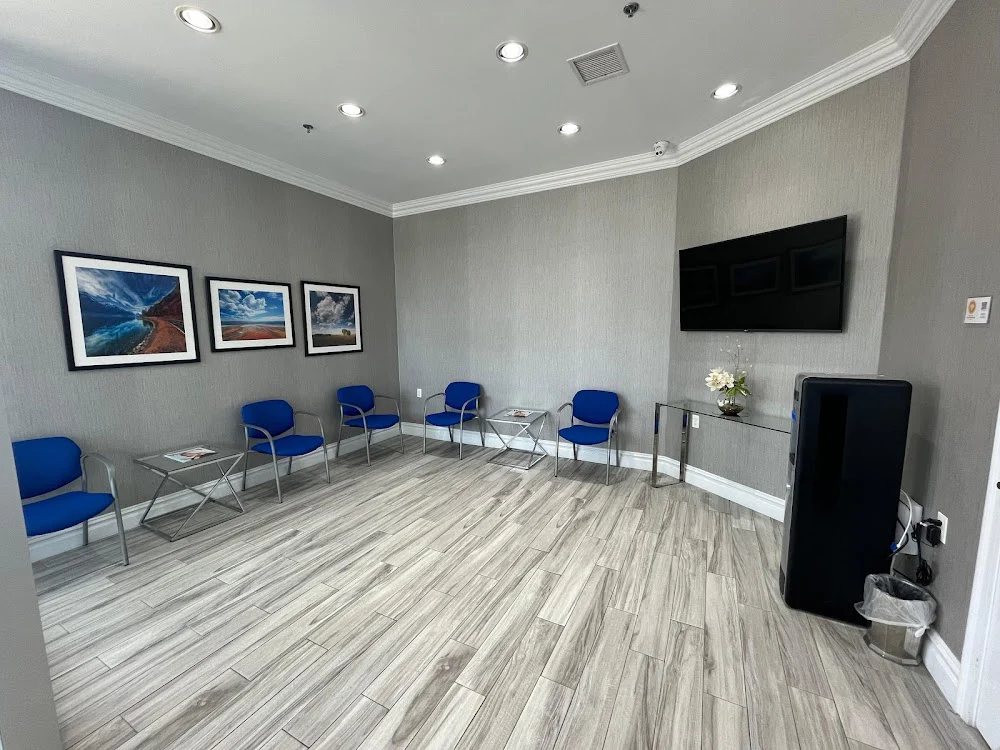 Dental365 – West Islip Picture 5
