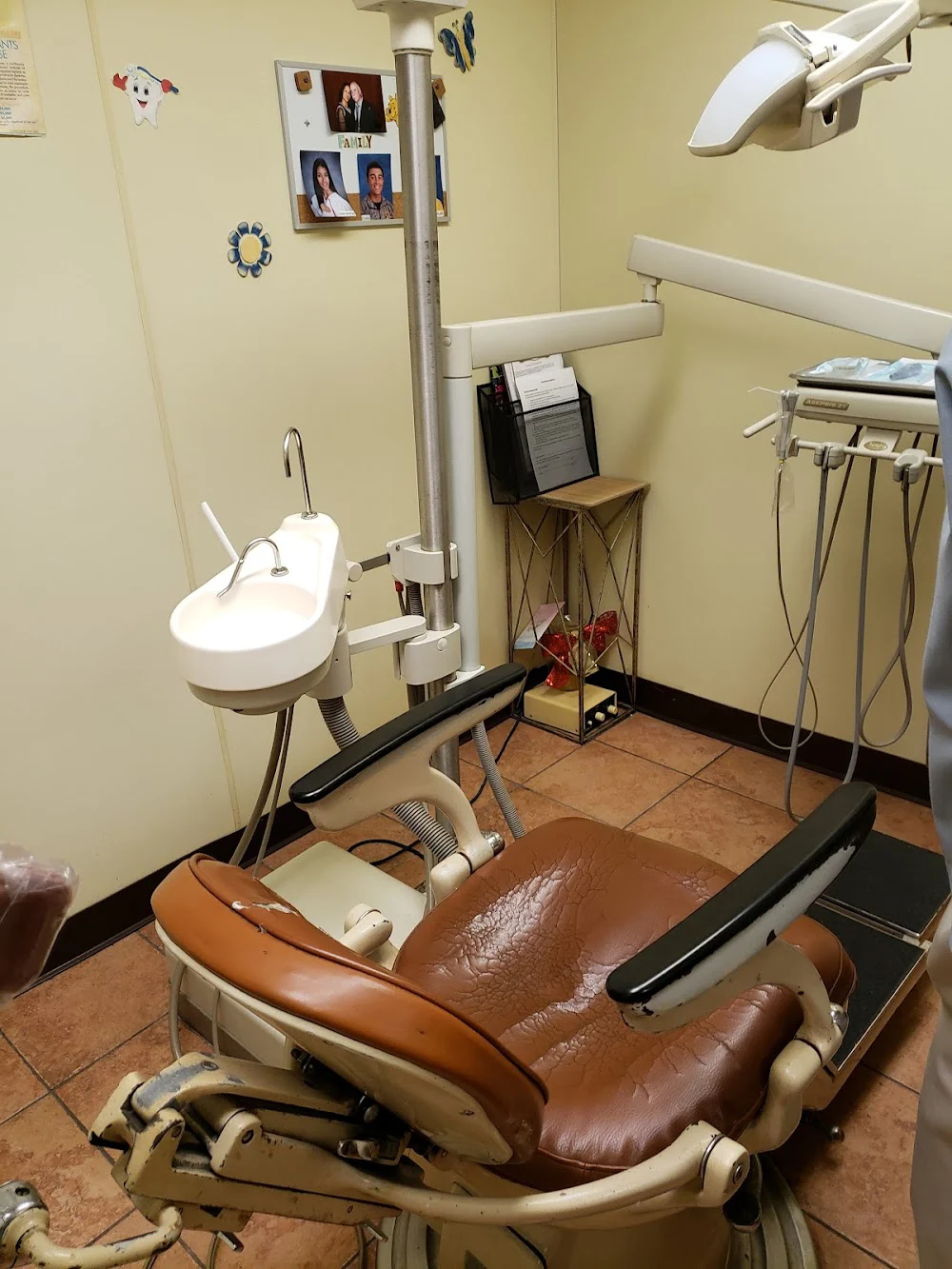 Dr. Robert J. Gelman, DDS Picture 9