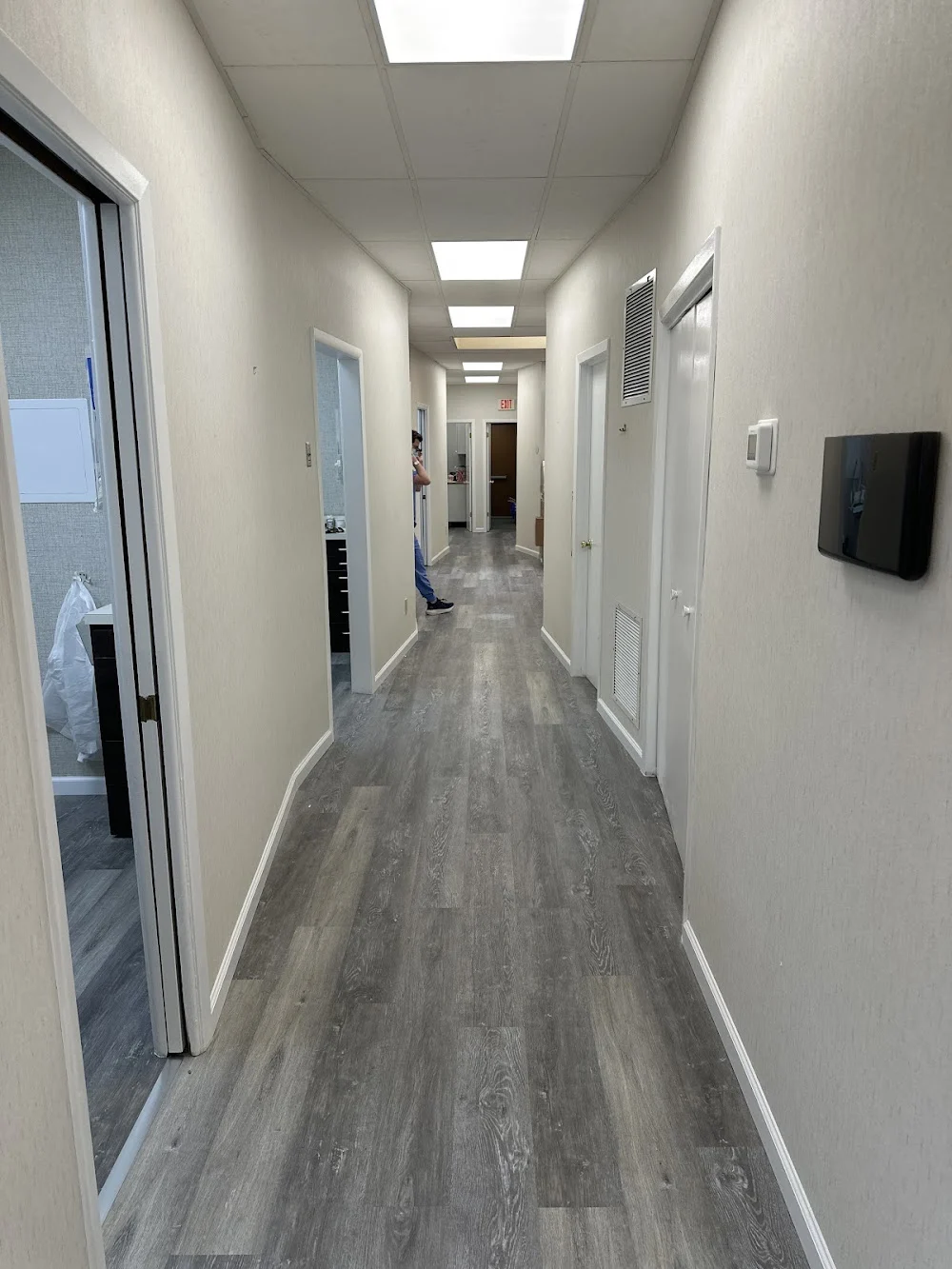 Lindenhurst Village Dental Picture 1