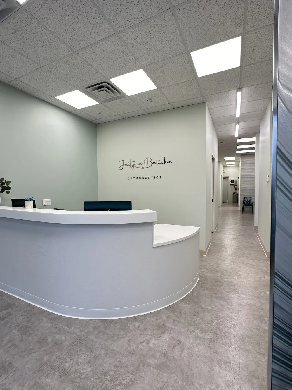 Amityville Orthodontics (Justyna Balicka Orthodontics) Picture 2