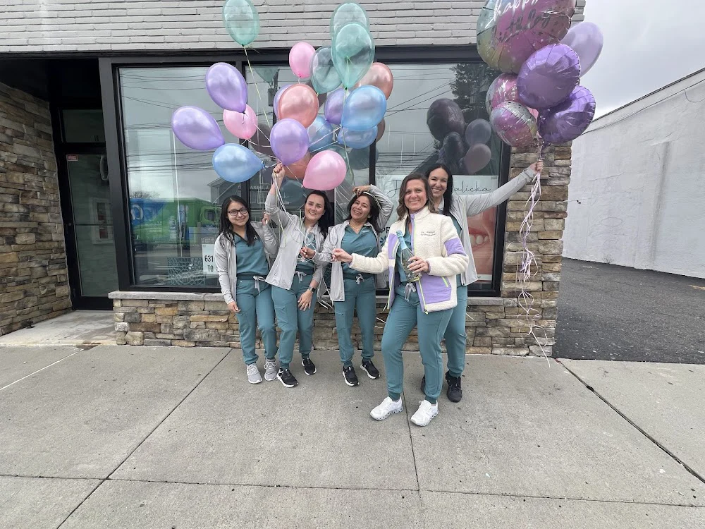Amityville Orthodontics (Justyna Balicka Orthodontics) Picture 3