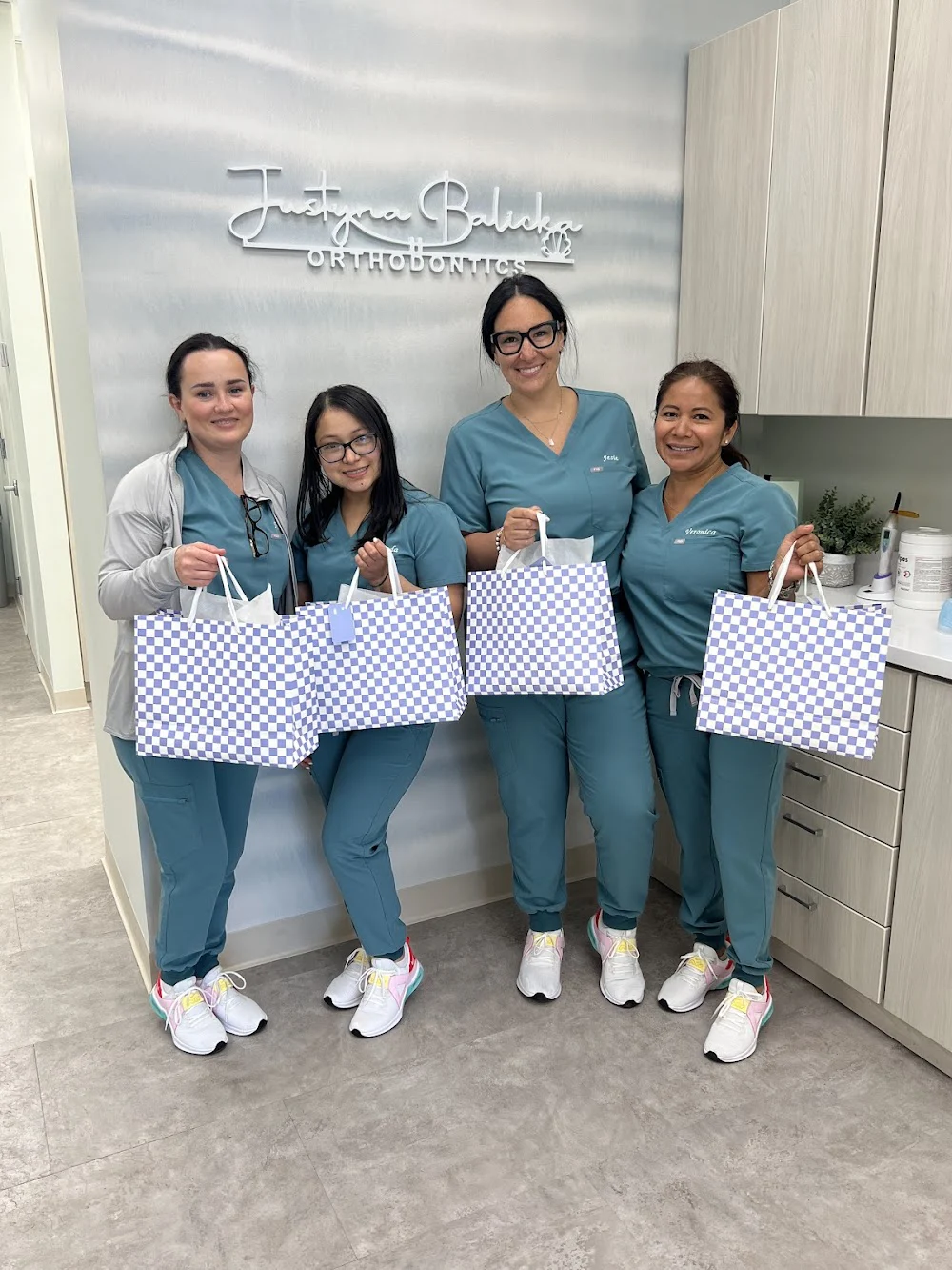 Amityville Orthodontics (Justyna Balicka Orthodontics) Picture 9