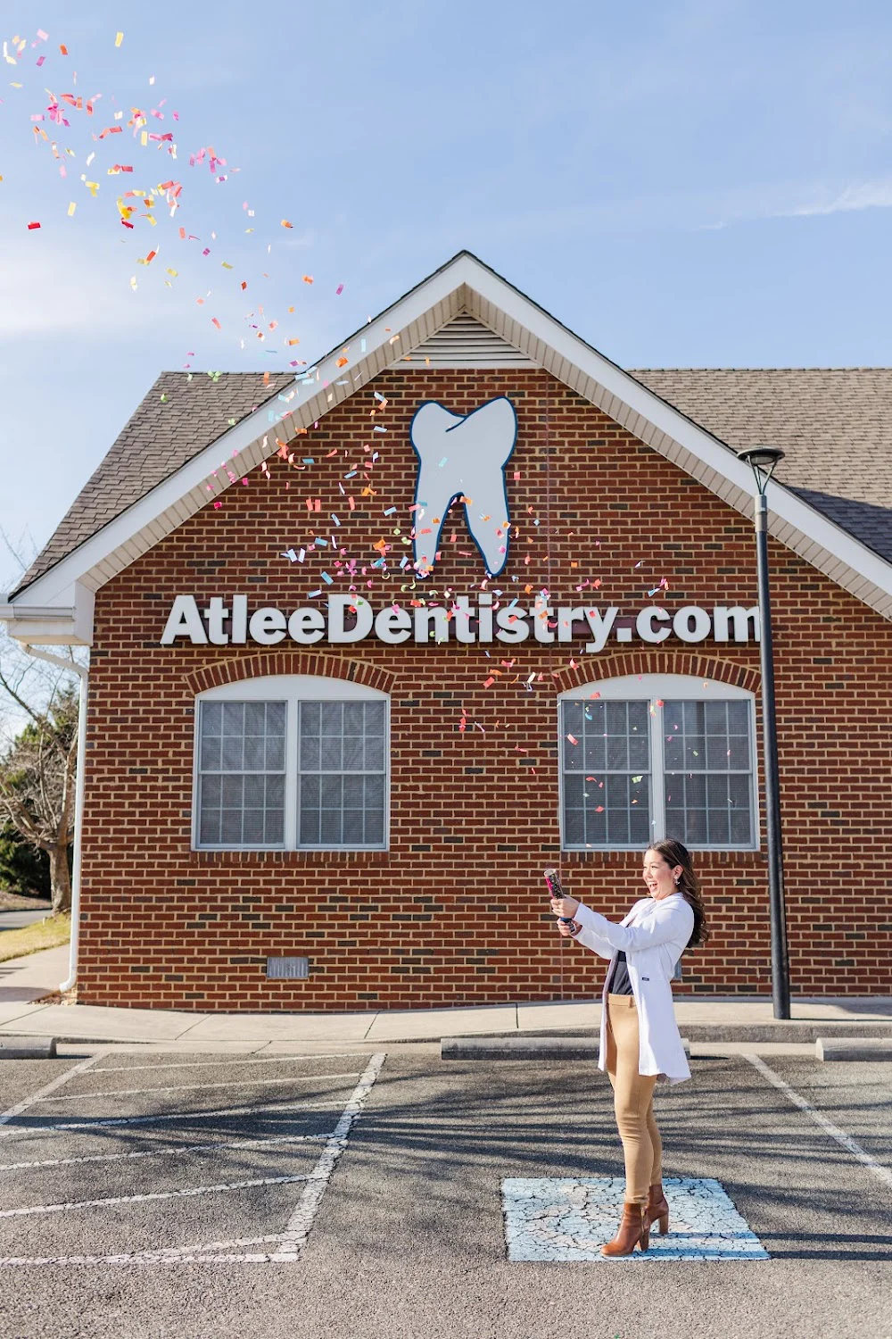 Atlee Family & Cosmetic Dentistry Picture 3