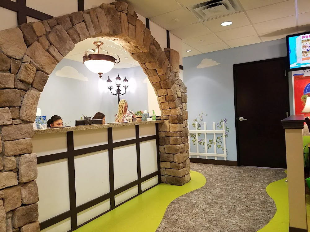 Thunderbird Kid's Dentistry and Orthodontics Picture 7