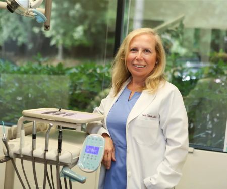 Dr. Sonia Vulakh