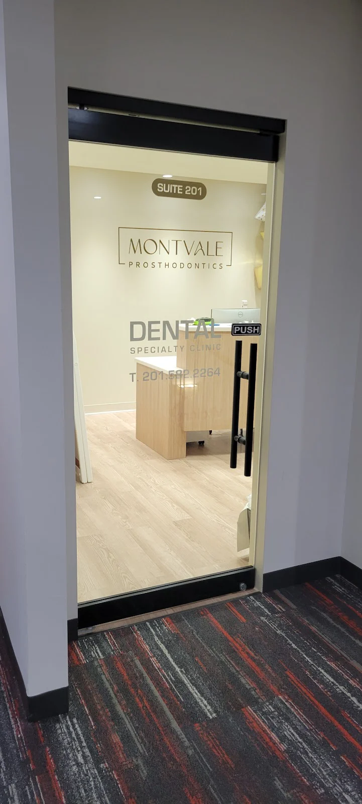 Montvale Dentist: Montvale Prosthodontics Picture 1