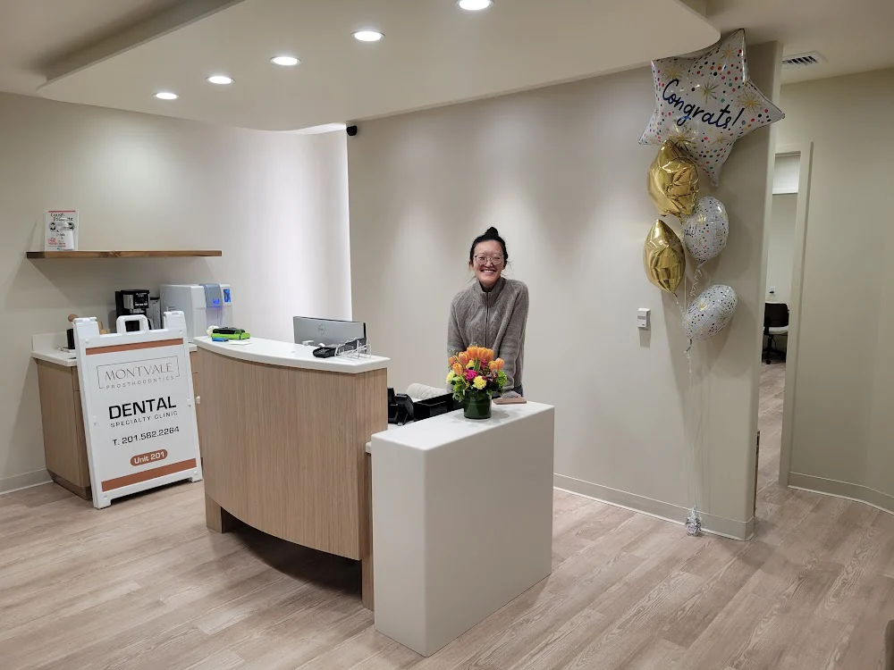 Montvale Dentist: Montvale Prosthodontics Picture 6
