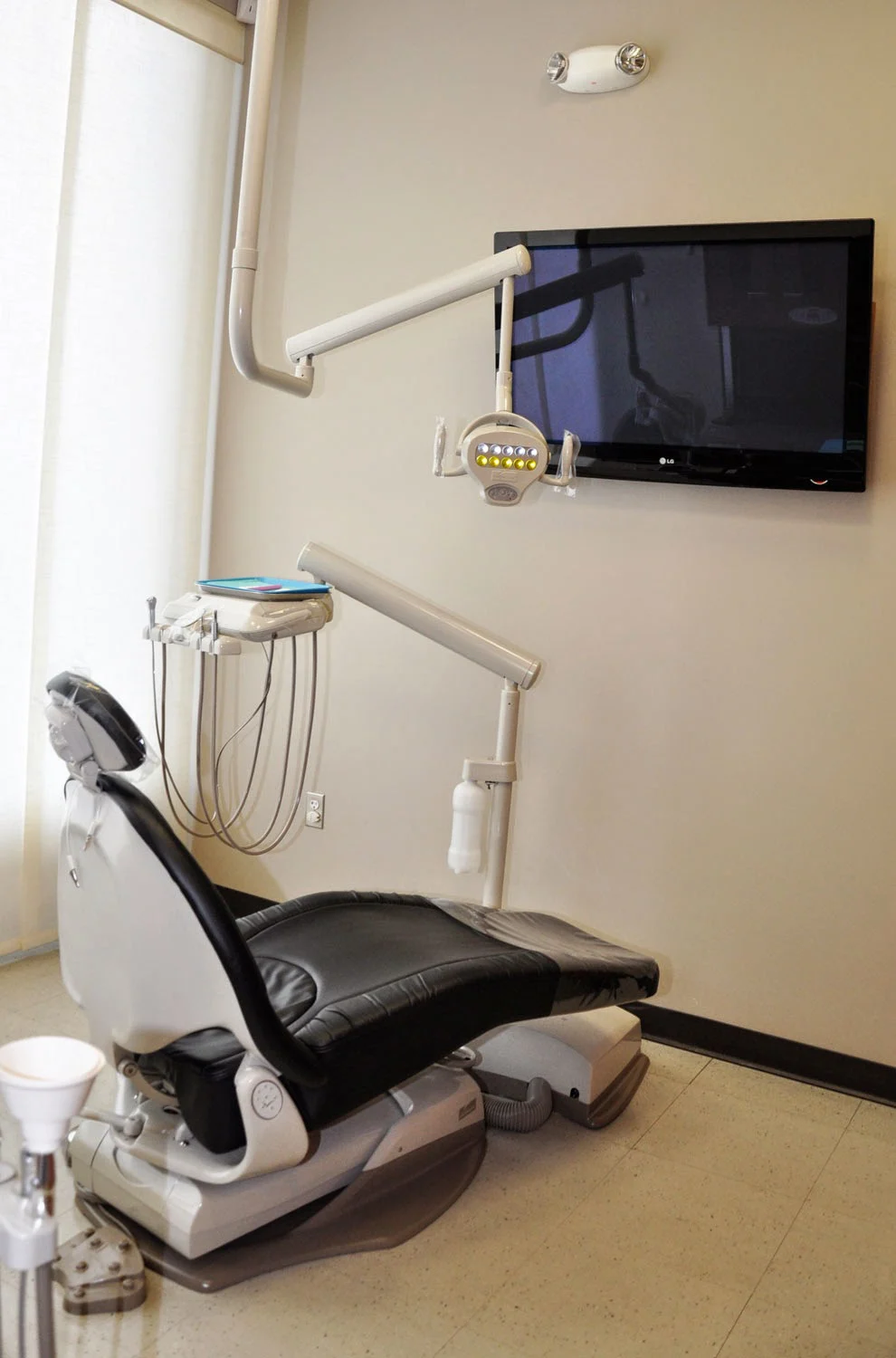 R+R Dental Picture 4