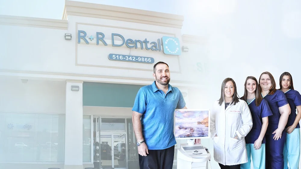 R+R Dental Picture 1