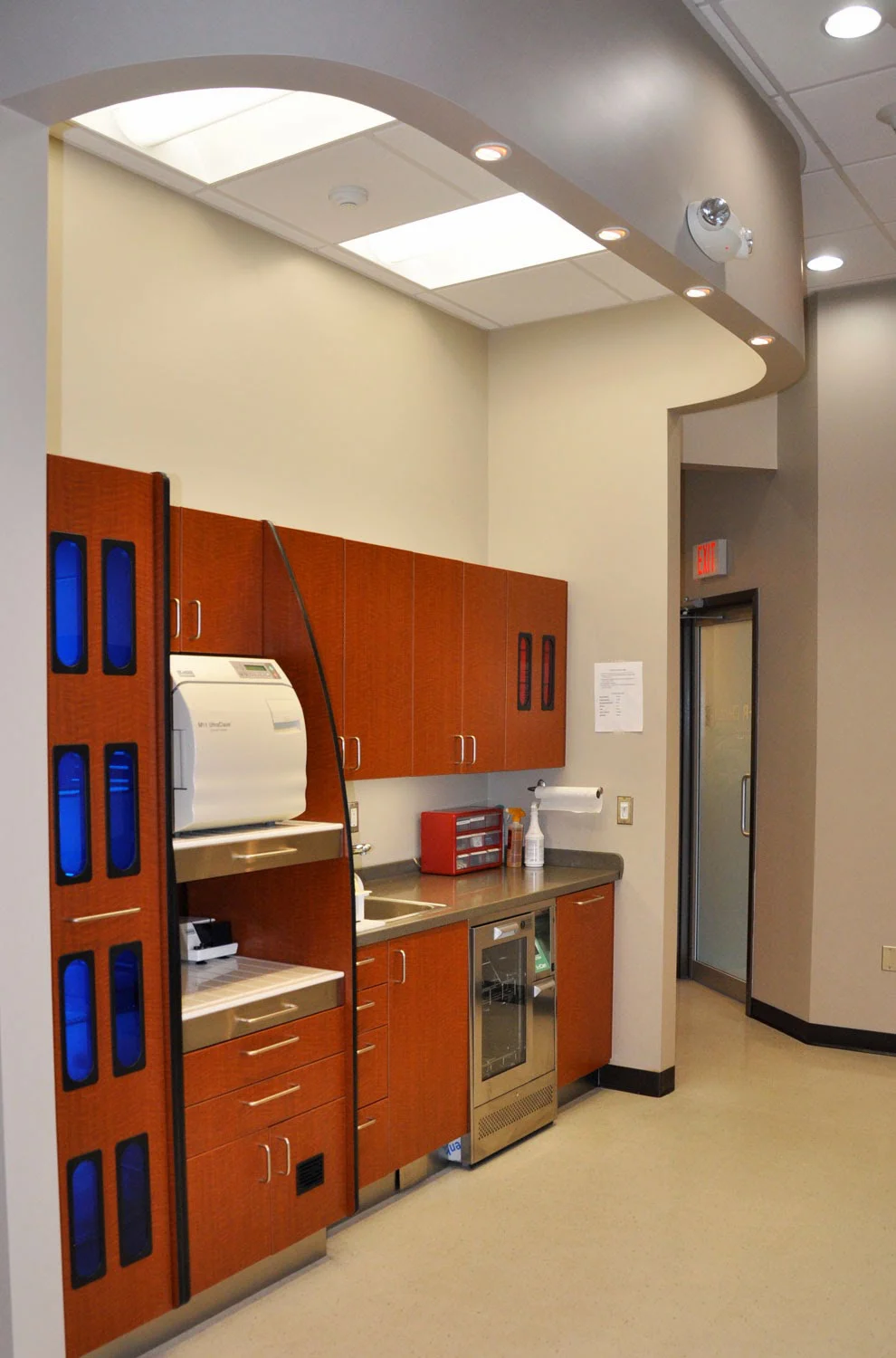 R+R Dental Picture 10