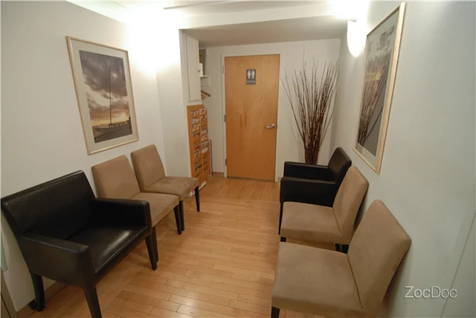 Dr. Dov Kahane, DDS Picture 5