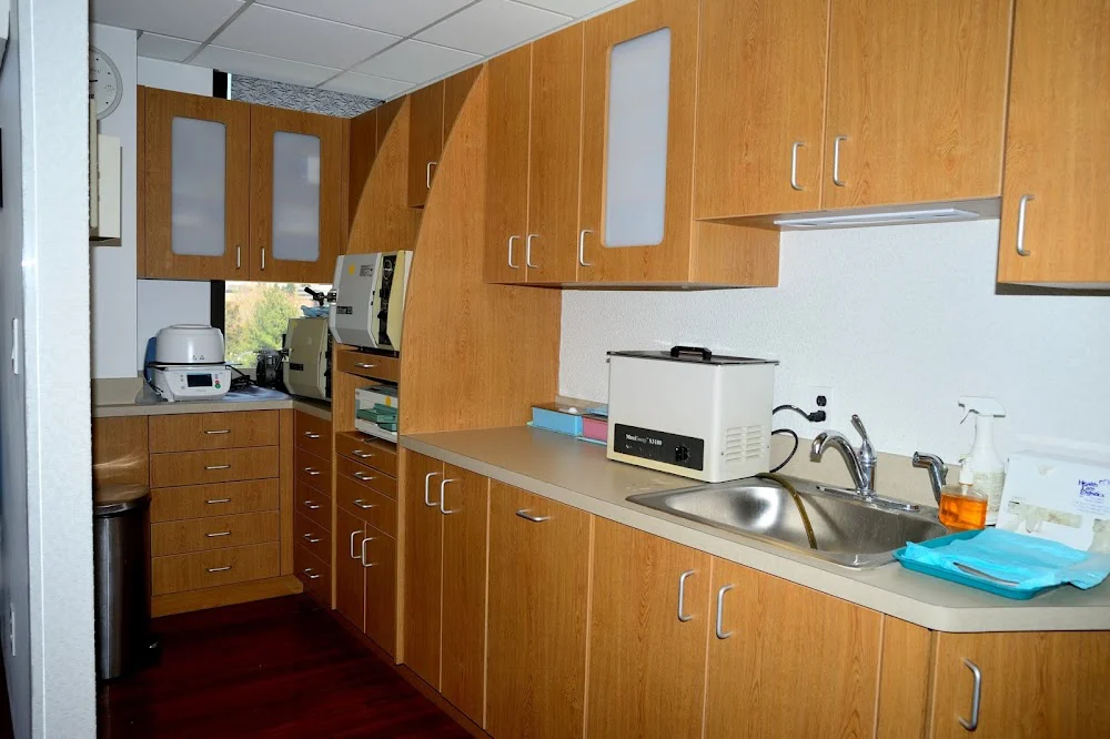 Westchester Smile Design | Part of the Roligo Network Picture 3