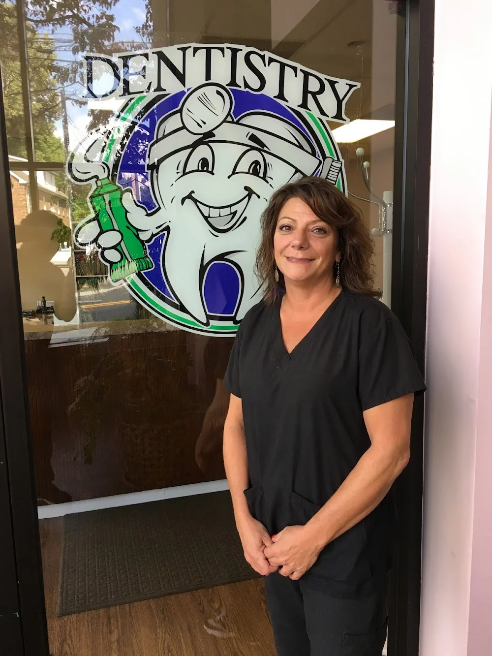 DeNike Dental Picture 2
