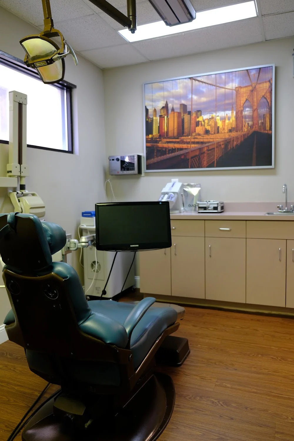 DeNike Dental Picture 6