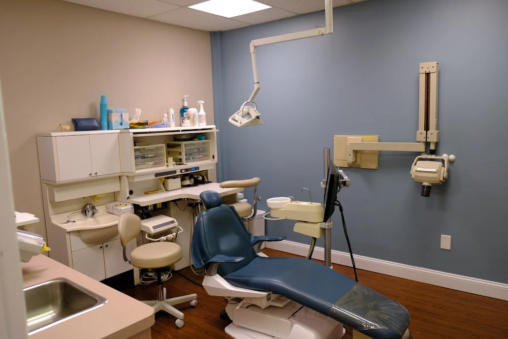 DeNike Dental Picture 8