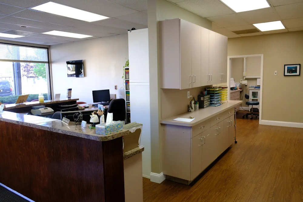 DeNike Dental Picture 10