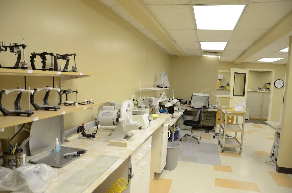 Cosmetic Dental Lab Picture 2