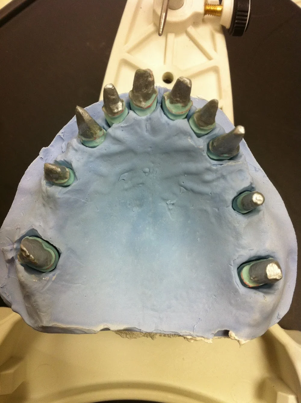 Cosmetic Dental Lab Picture 4