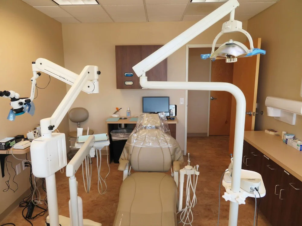 West Valley Endodontics and Oral Surgery Picture 3