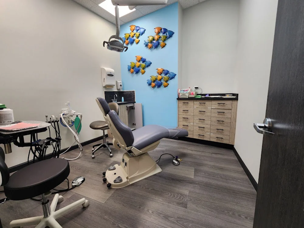 Advanced Oral Surgery Orthodontics and Pediatric Dentistry | Cirugía Bucal Avanzada, Ortodoncia y Odontología Pediátrica Picture 4