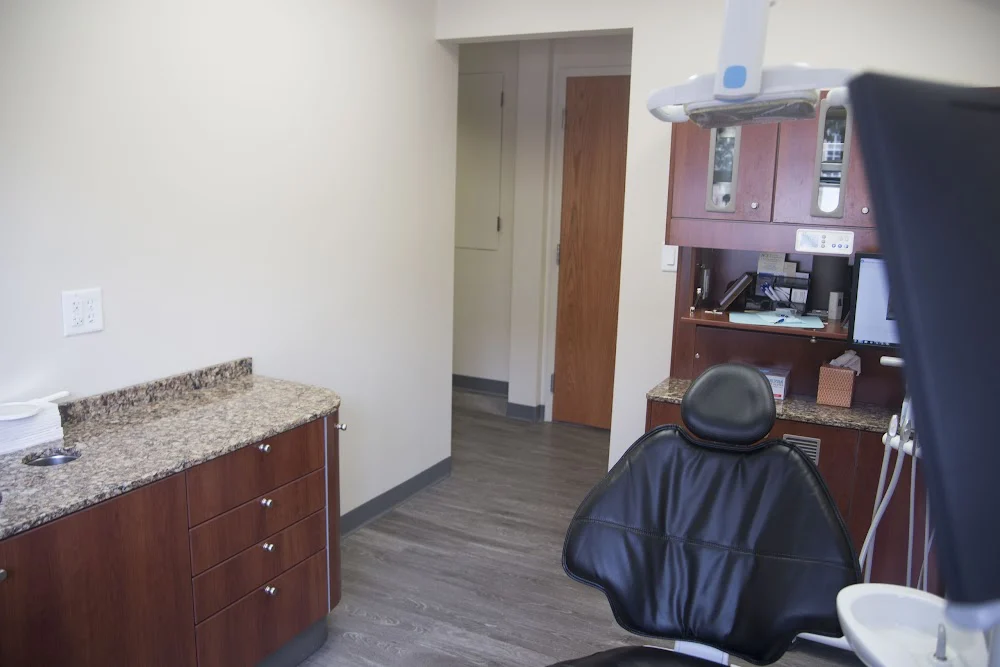 Lake Avenue Dental Picture 5