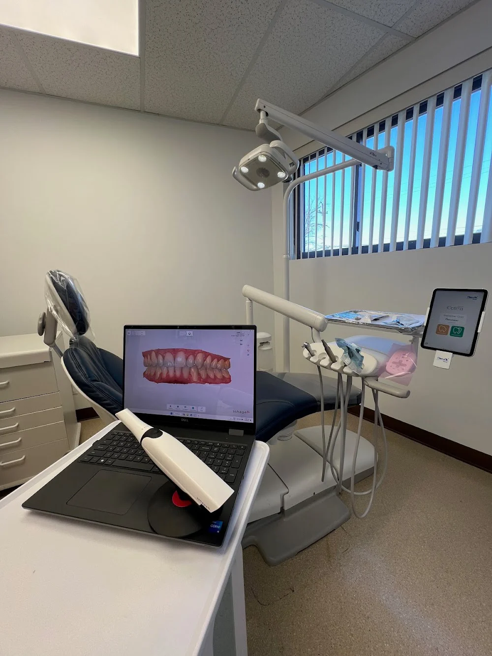 Clear Dentistry - Dr. Laura Carvalho, DMD Picture 7